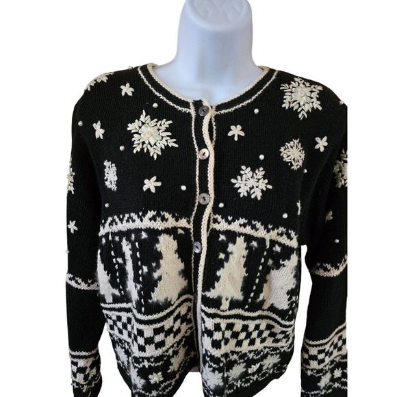 Black & White Snowflake Pattern Cardigan Sweater With Christmas Trees cozy warm - Picture 3 of 12